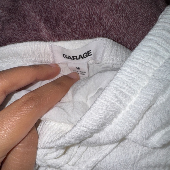 WHITE TOP AND SKIRT SET (GARAGE CLOTHING) EXCELLENT - Picture 5 of 5